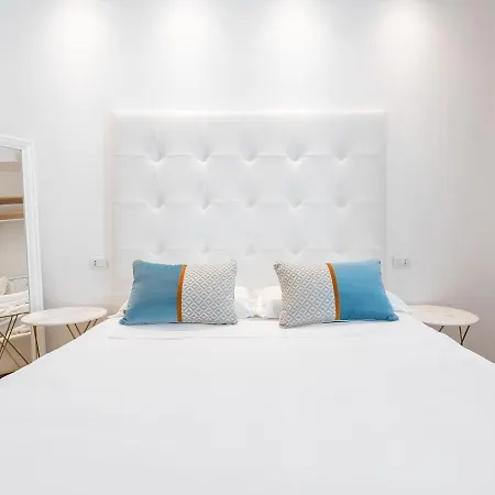 Pley Boutique Del Centro Πανσιόν
