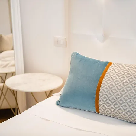 Pley Boutique Del Centro Πανσιόν Κάλιαρι