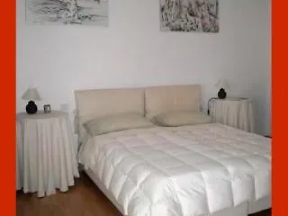 Pley Boutique Del Centro 2*