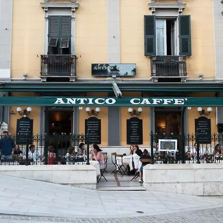 Πανσιόν Pley Boutique Del Centro